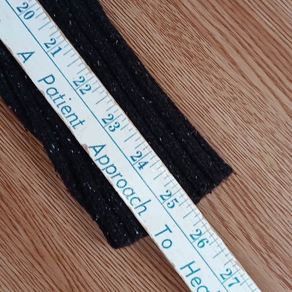 Croft and Barrow Women's Black Sweater Size XL With Zipper - Picture 12 of 12